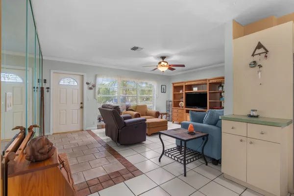 $485,000 | 1400 Northeast 24th Street, Pompano Beach, FL 33064