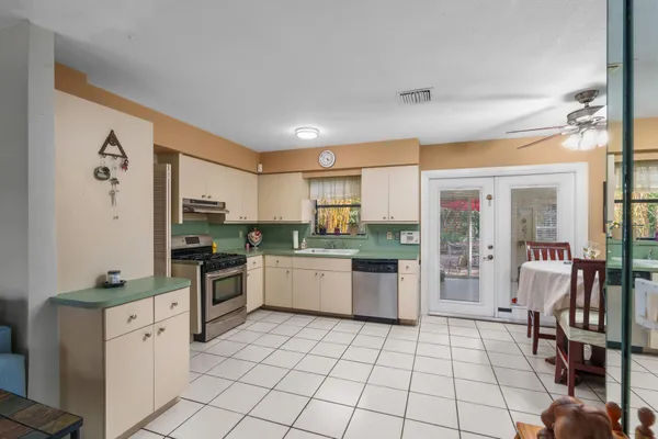 $485,000 | 1400 Northeast 24th Street, Pompano Beach, FL 33064