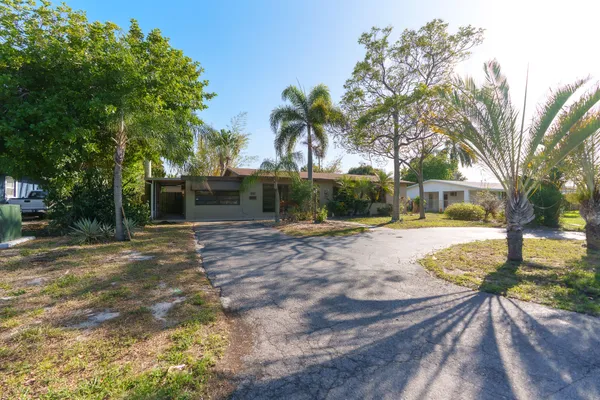 $485,000 | 1400 Northeast 24th Street, Pompano Beach, FL 33064