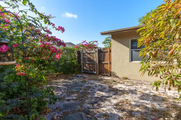 $485,000 | 1400 Northeast 24th Street, Pompano Beach, FL 33064