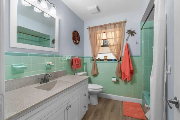 $485,000 | 1400 Northeast 24th Street, Pompano Beach, FL 33064