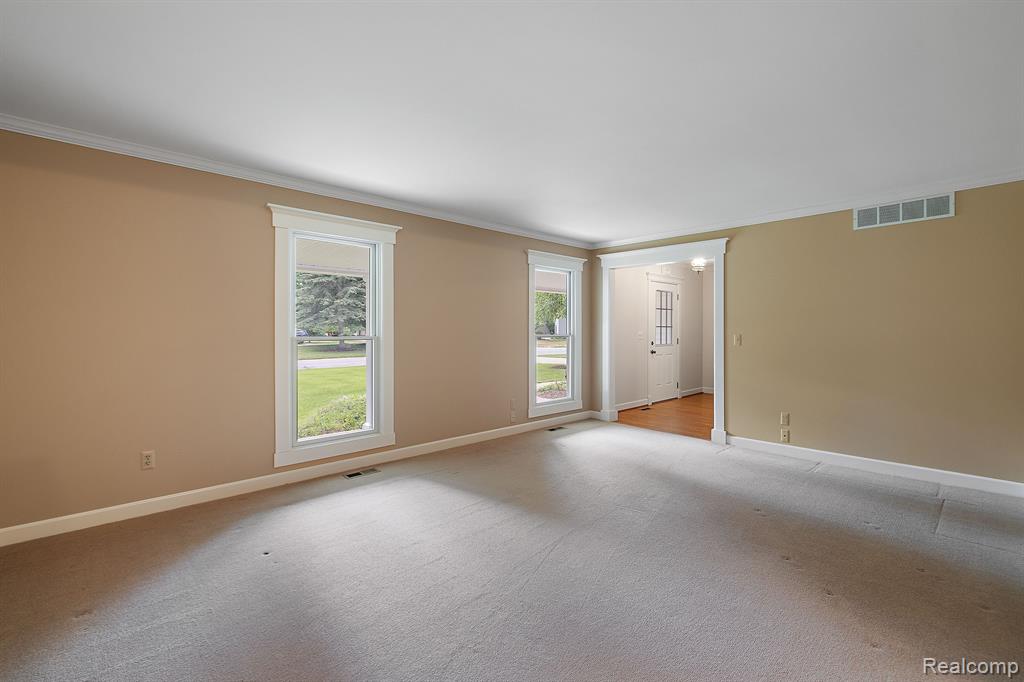 1300 East Fairview Lane Rochester Hills, MI 48306 - Photo 30 of 64