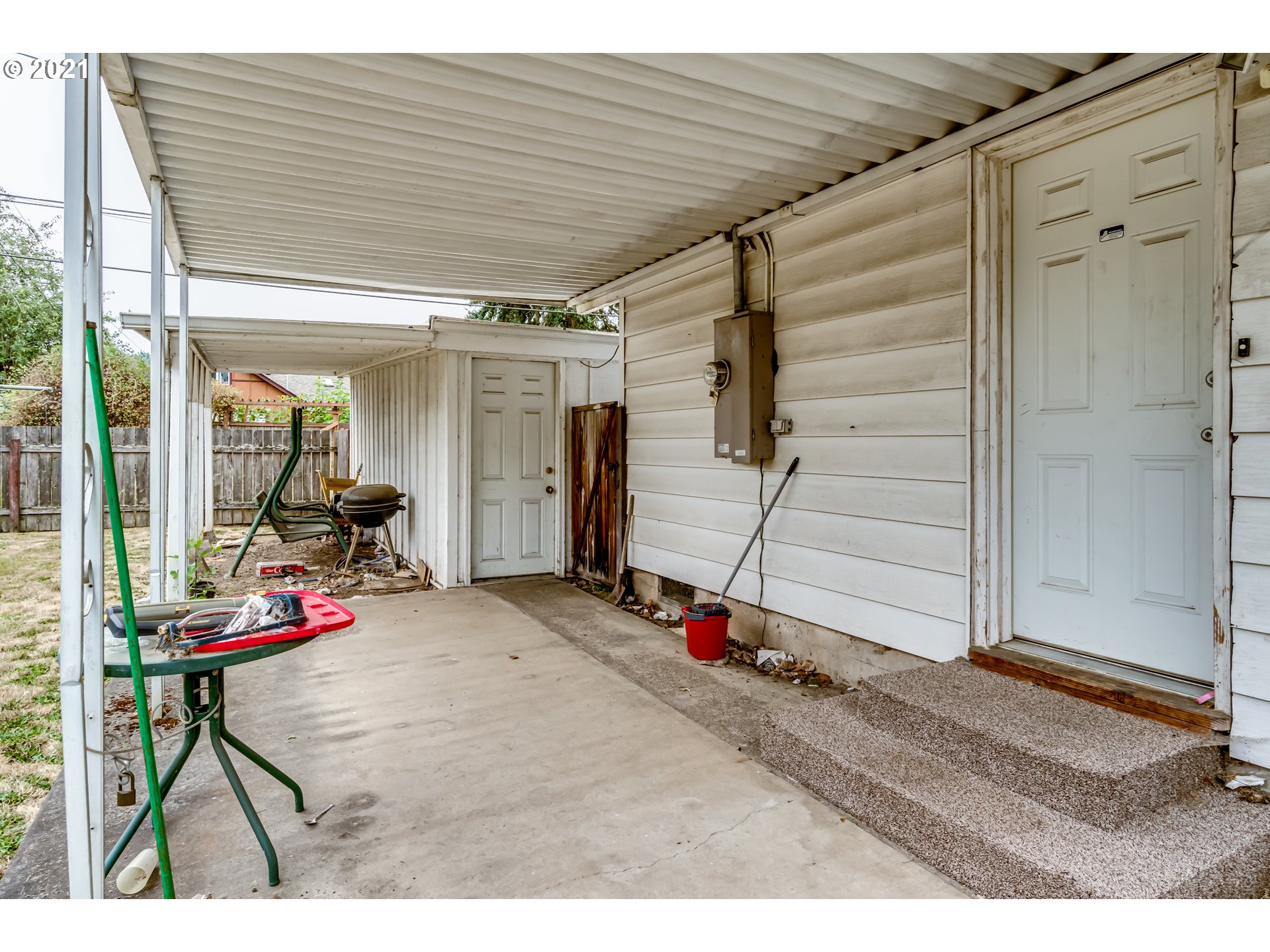 1265 E Street Springfield, OR 97477 - Photo 6 of 19