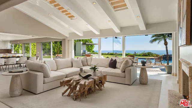 $25,000,000 | 29020 Cliffside Drive, Malibu, CA 90265