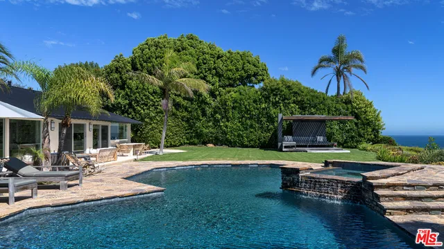 $25,000,000 | 29020 Cliffside Drive, Malibu, CA 90265