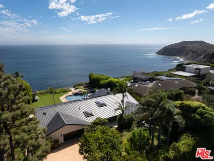 $25,000,000 | 29020 Cliffside Drive, Malibu, CA 90265