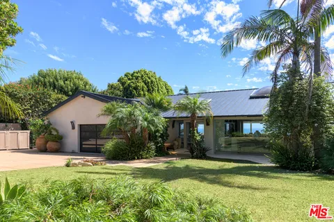 $25,000,000 | 29020 Cliffside Drive, Malibu, CA 90265