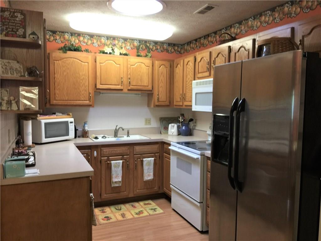 5656 Misty Ridge Drive Indianapolis, IN 46237 - Photo 21 of 26 Gallery Image 21