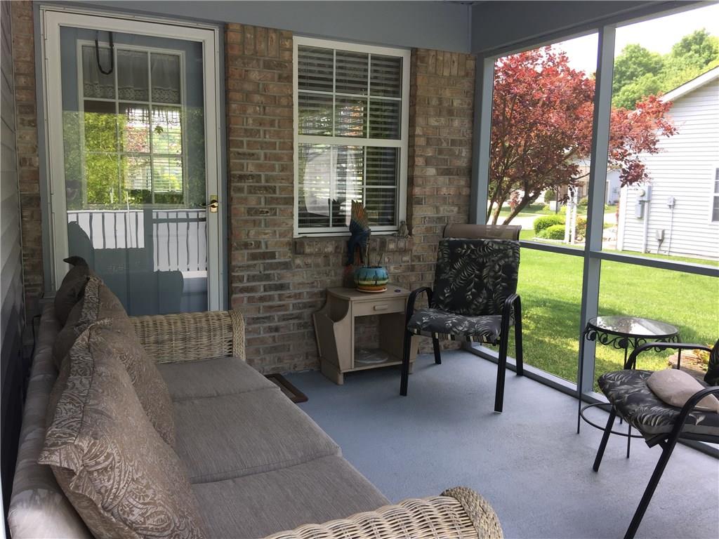 5656 Misty Ridge Drive Indianapolis, IN 46237 - Photo 4 of 26 Gallery Image 4