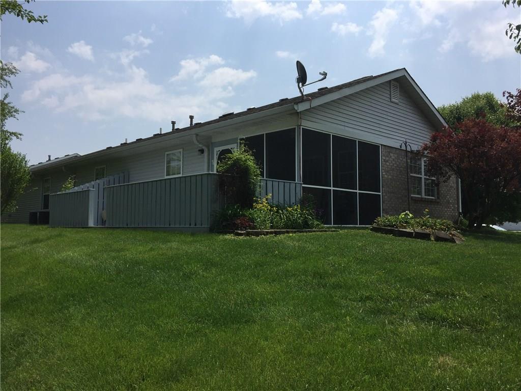 5656 Misty Ridge Drive Indianapolis, IN 46237 - Photo 6 of 26 Gallery Image 6