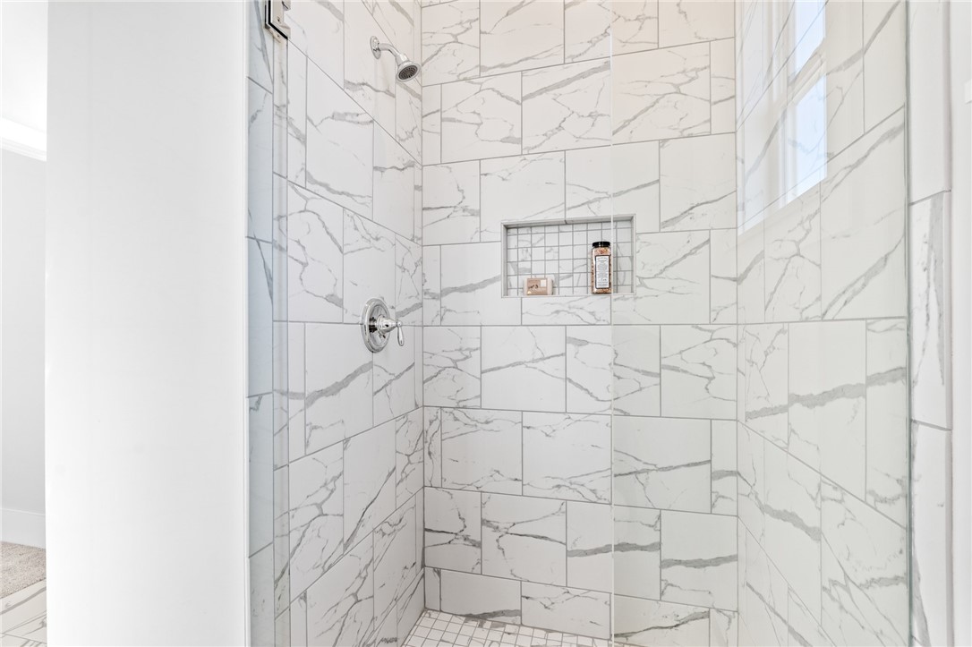 111 Tuttle Street Clemson, SC 29631 - Photo 9 of 16