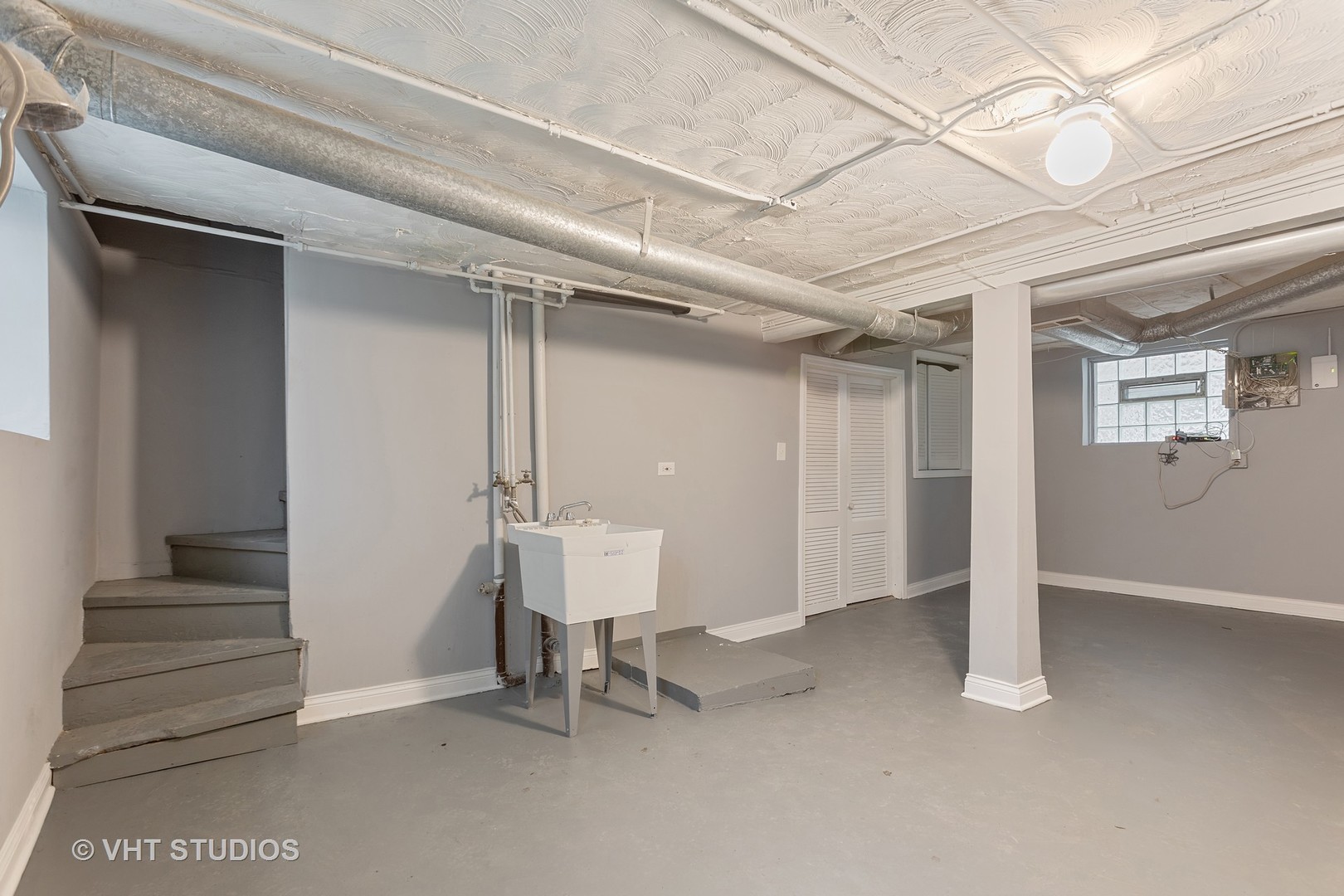 7949 South Manistee Avenue Chicago, IL 60617 - Photo 16 of 19