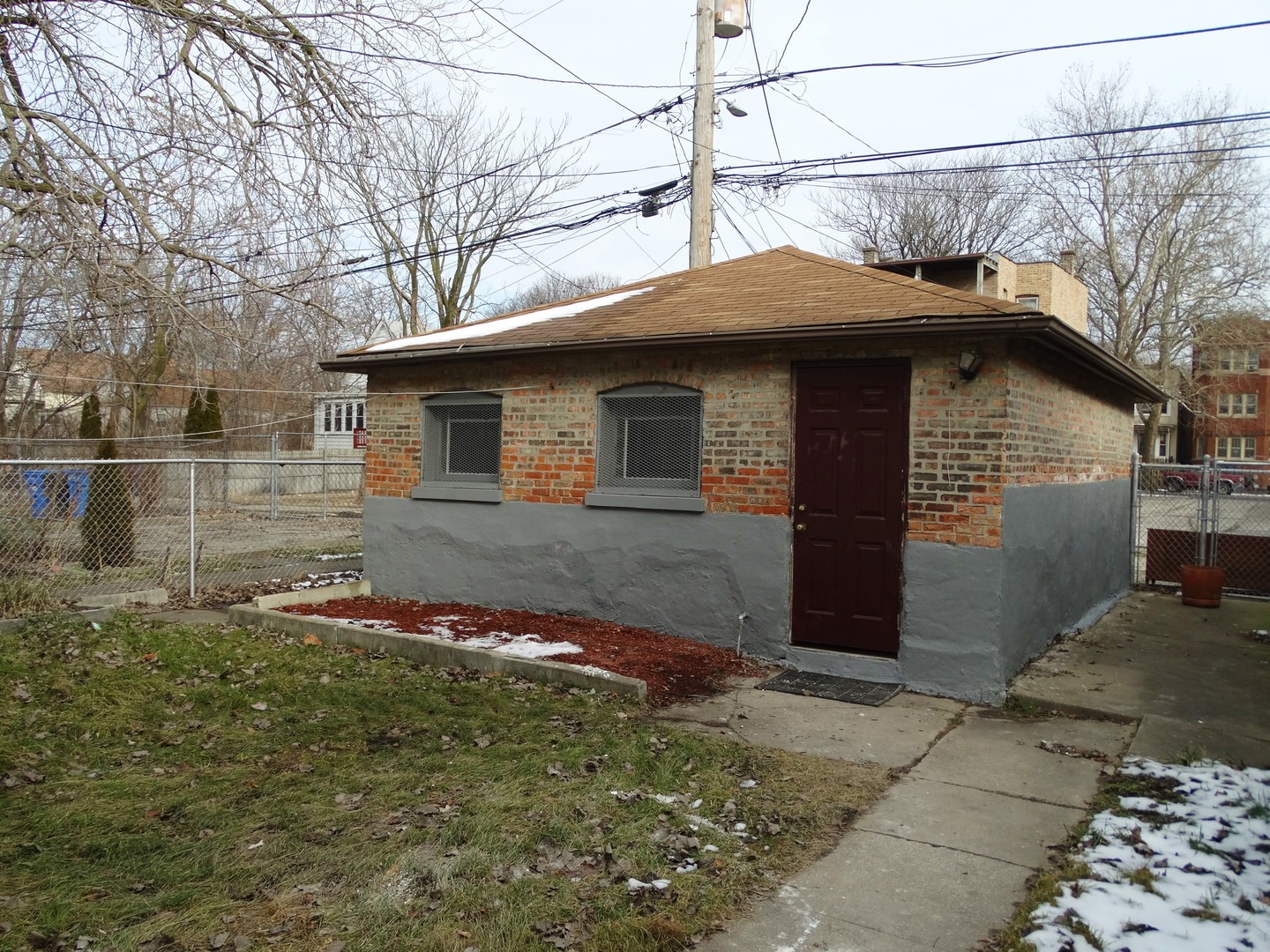 7949 South Manistee Avenue Chicago, IL 60617 - Photo 18 of 19