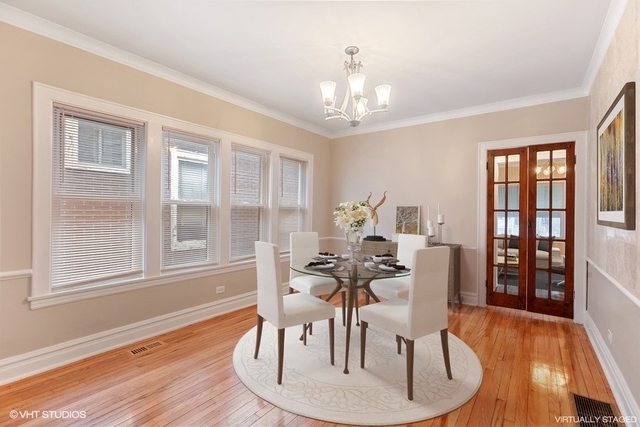 7949 South Manistee Avenue Chicago, IL 60617 - Photo 4 of 19