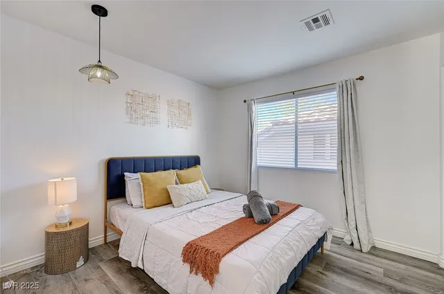 $3,500 | 3751 Morning Canyon Court, Las Vegas, NV 89147