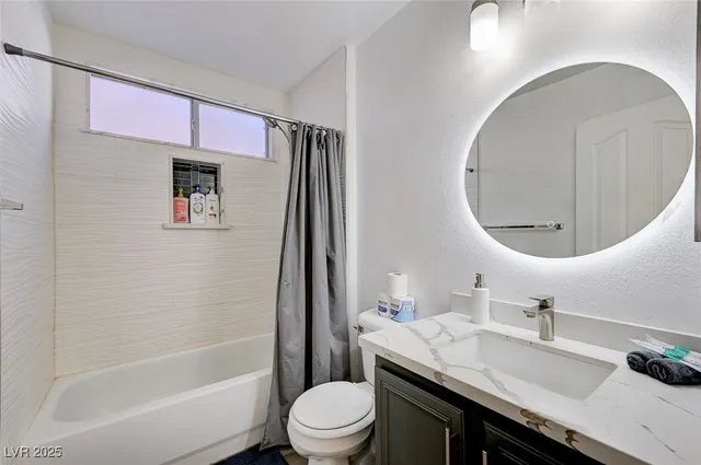 $3,500 | 3751 Morning Canyon Court, Las Vegas, NV 89147