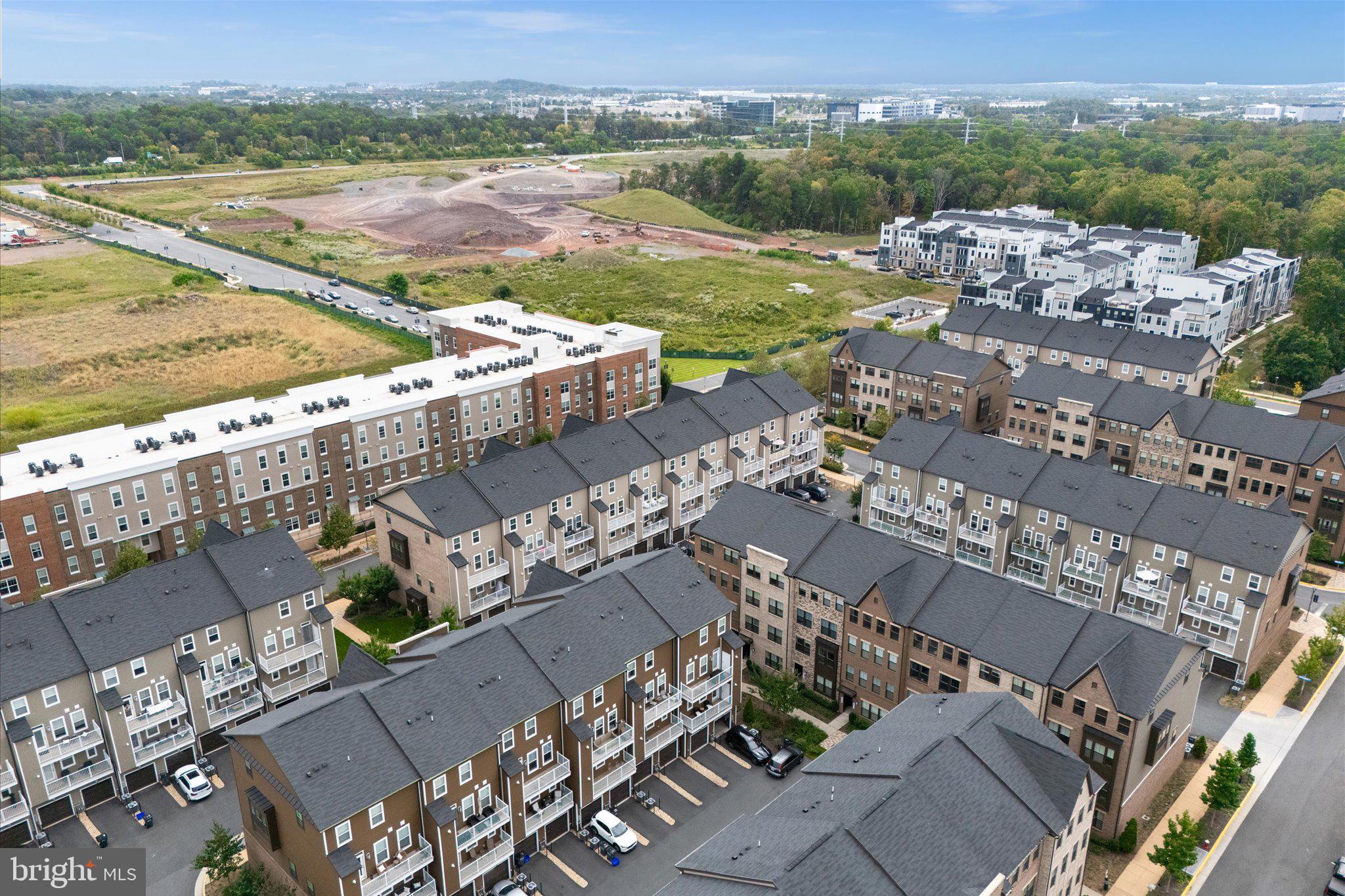 45206 Lettermore Square Sterling, VA 20166 - Photo 41 of 42 a view of a city with an ocean view