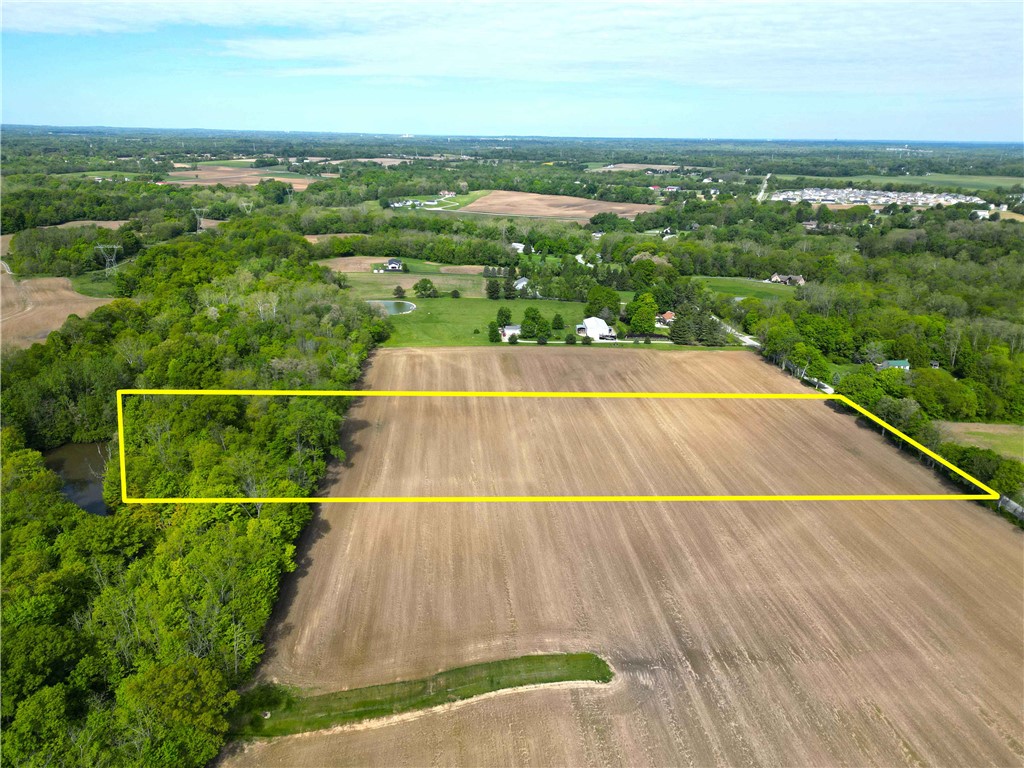2 Hedges Road Xenia, OH 45385 - Photo 2 of 13 Expansive acreage with natural beauty, perfect for rural living, horses, livestock, 4-H & other country fun.