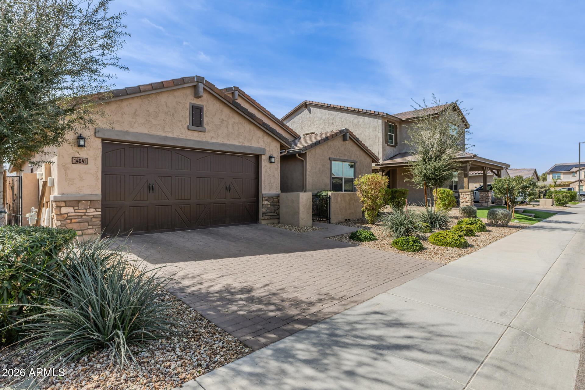 14041 West Monte Vista Road Goodyear, AZ 85395 - Photo 3 of 38