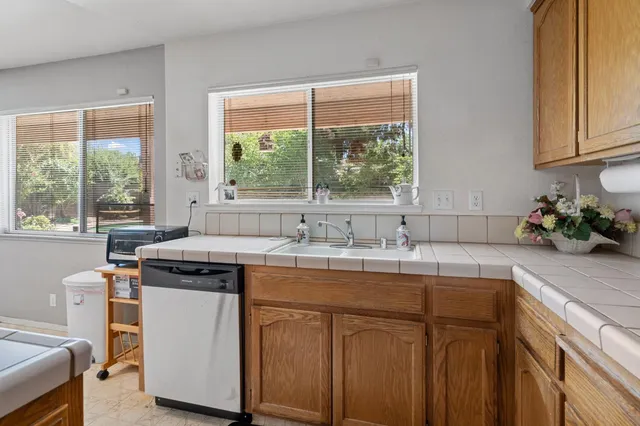 $549,000 | 1712 Patton Drive, Modesto, CA 95356