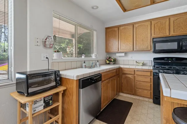 $549,000 | 1712 Patton Drive, Modesto, CA 95356