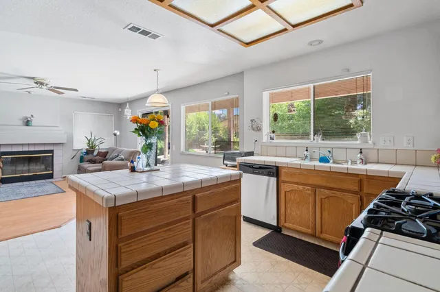 $549,000 | 1712 Patton Drive, Modesto, CA 95356