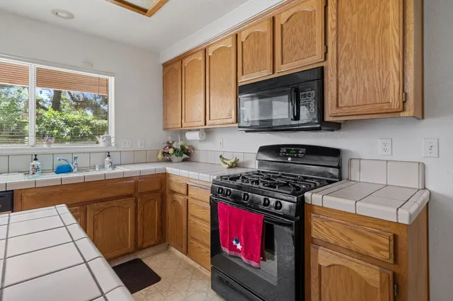 $549,000 | 1712 Patton Drive, Modesto, CA 95356