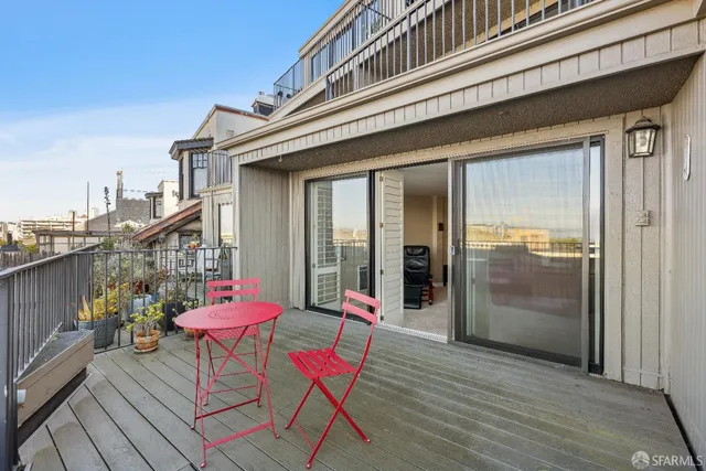 $925,000 | 2295 Vallejo Street, Unit 312, San Francisco, CA 94123