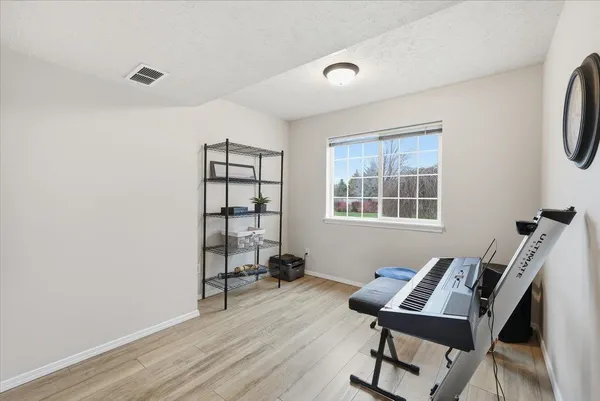 $589,900 | 3301 South Vercler Road, Spokane, WA 99206