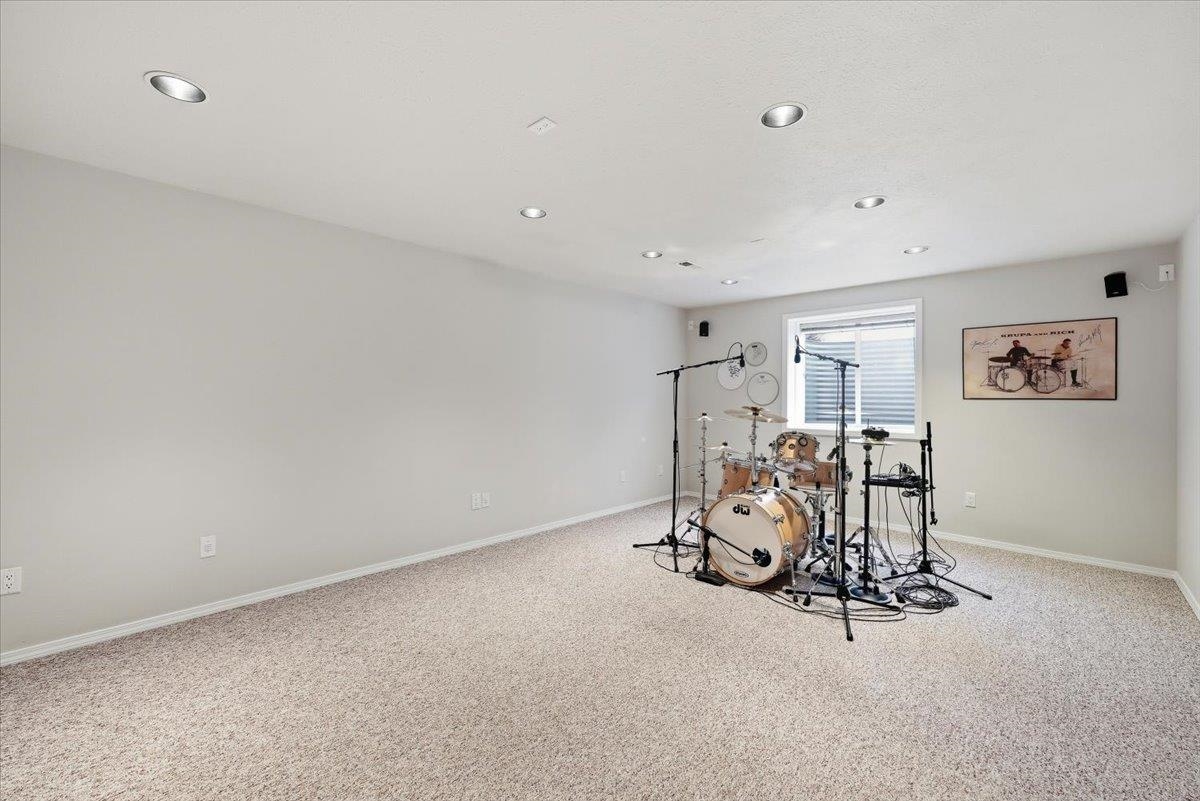 3301 South Vercler Road Spokane, WA 99206 - Photo 30 of 45