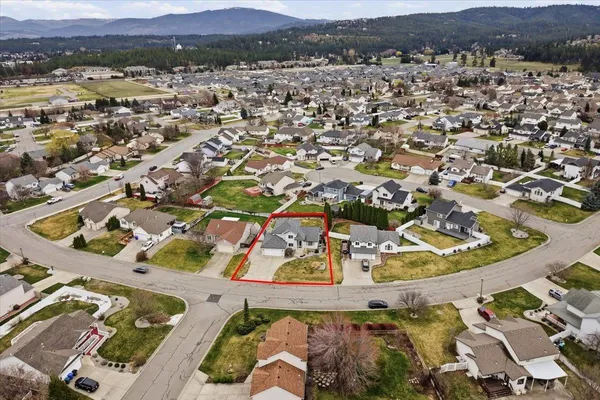 $589,900 | 3301 South Vercler Road, Spokane, WA 99206