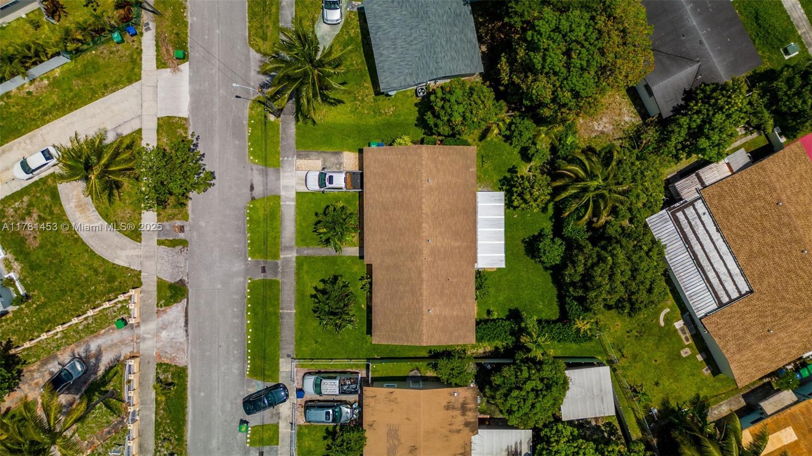 Biscayne Gardens Miami, FL 33167 - Photo 20 of 22