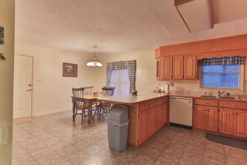225 Ledbetter Road Rockingham, NC 28379 - Photo 13 of 28 1O8A7663_preview_jpeg