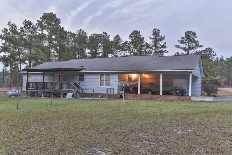225 Ledbetter Road Rockingham, NC 28379 - Photo 4 of 28 1O8A7583_preview_jpeg