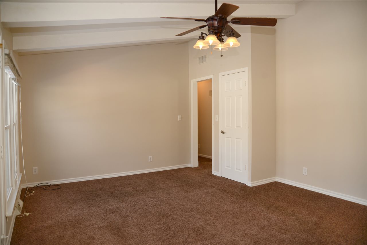 4831 Northlane Road Fort Wayne, IN 46815 - Photo 13 of 34