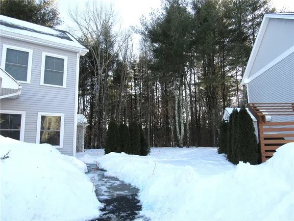 $375,000 | 15 Jupiter Lane, Unit A, Richmond, RI 02898