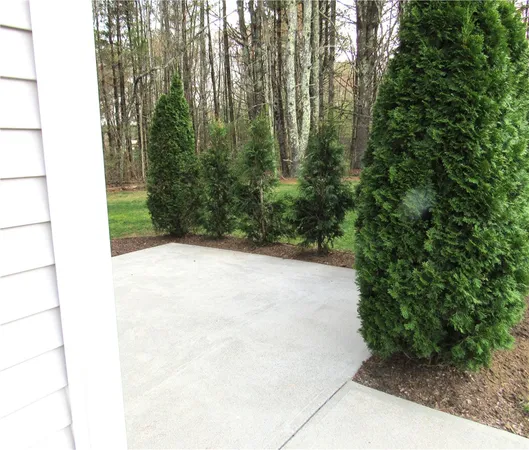 $375,000 | 15 Jupiter Lane, Unit A, Richmond, RI 02898