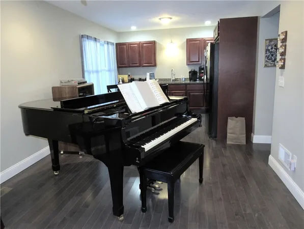 $375,000 | 15 Jupiter Lane, Unit A, Richmond, RI 02898