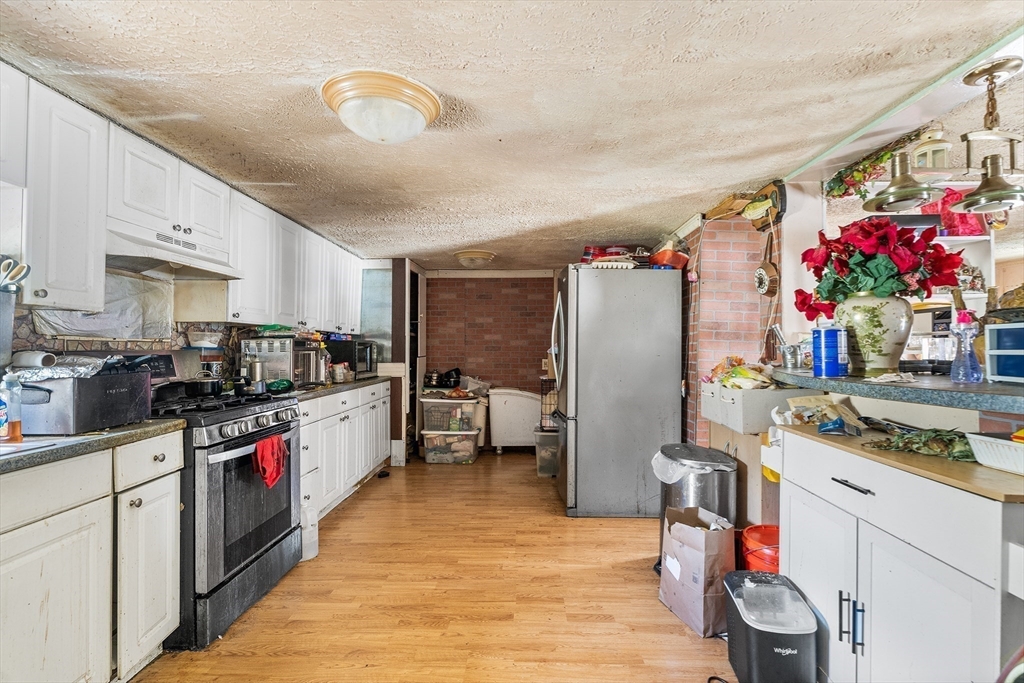 23 Dunn Road Revere, MA 02151 - Photo 11 of 12 Gallery Image 11