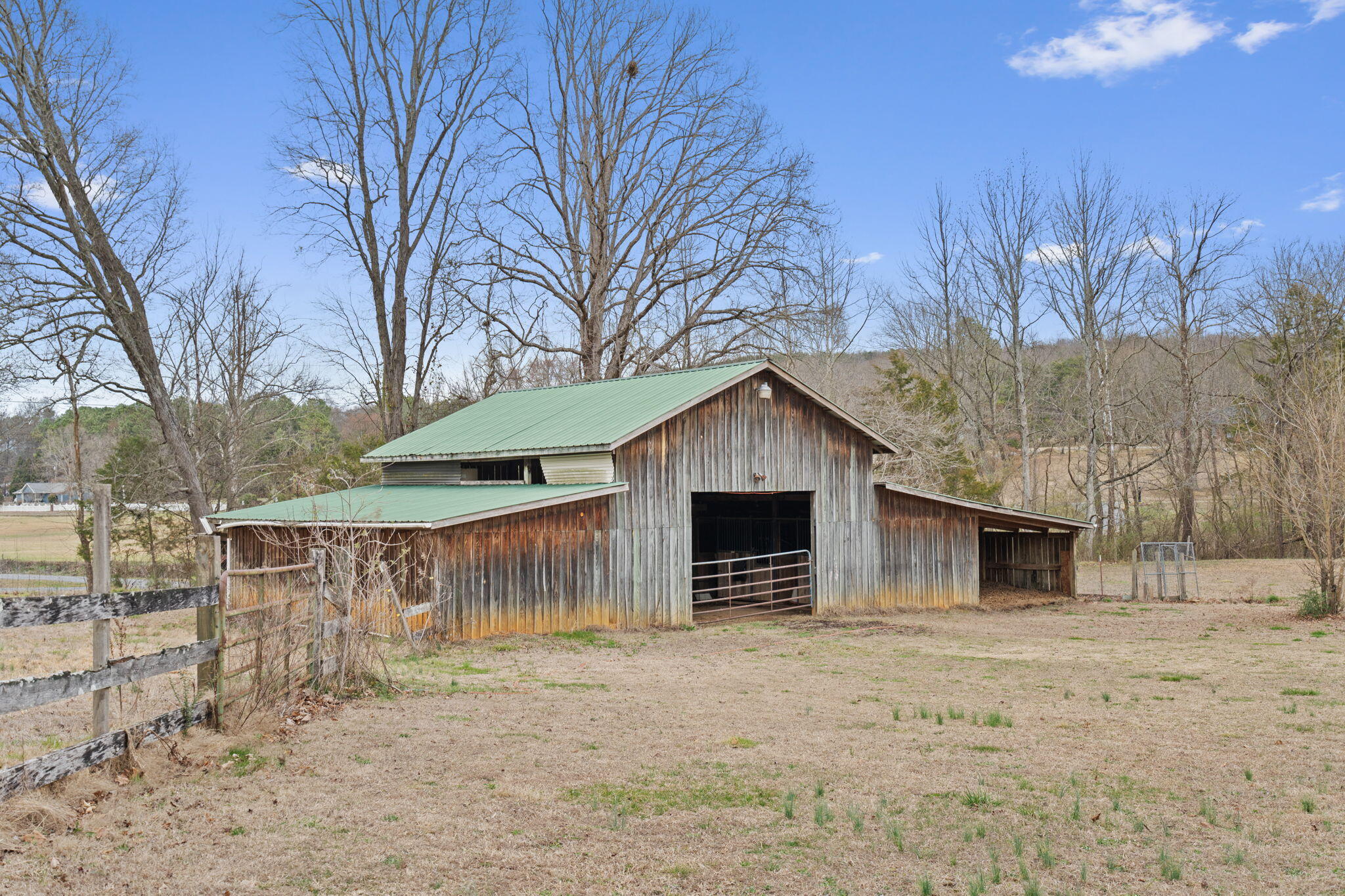 817 Old Federal Road Old Fort, TN 37362 - Photo 30 of 33 30-web-or-mls-Old Federal - Theba-30