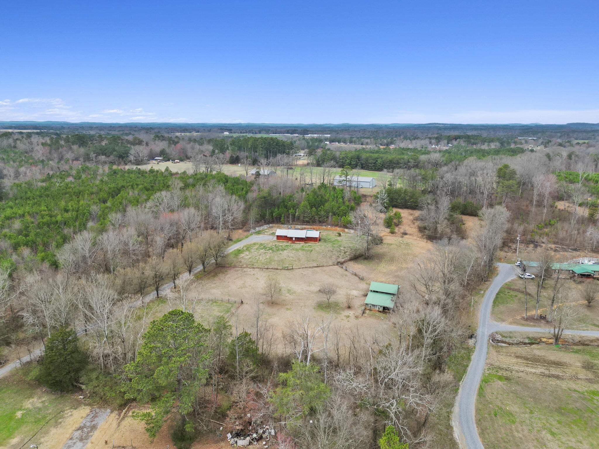 817 Old Federal Road Old Fort, TN 37362 - Photo 5 of 33 4-web-or-mls-Old Federal - Theba-4