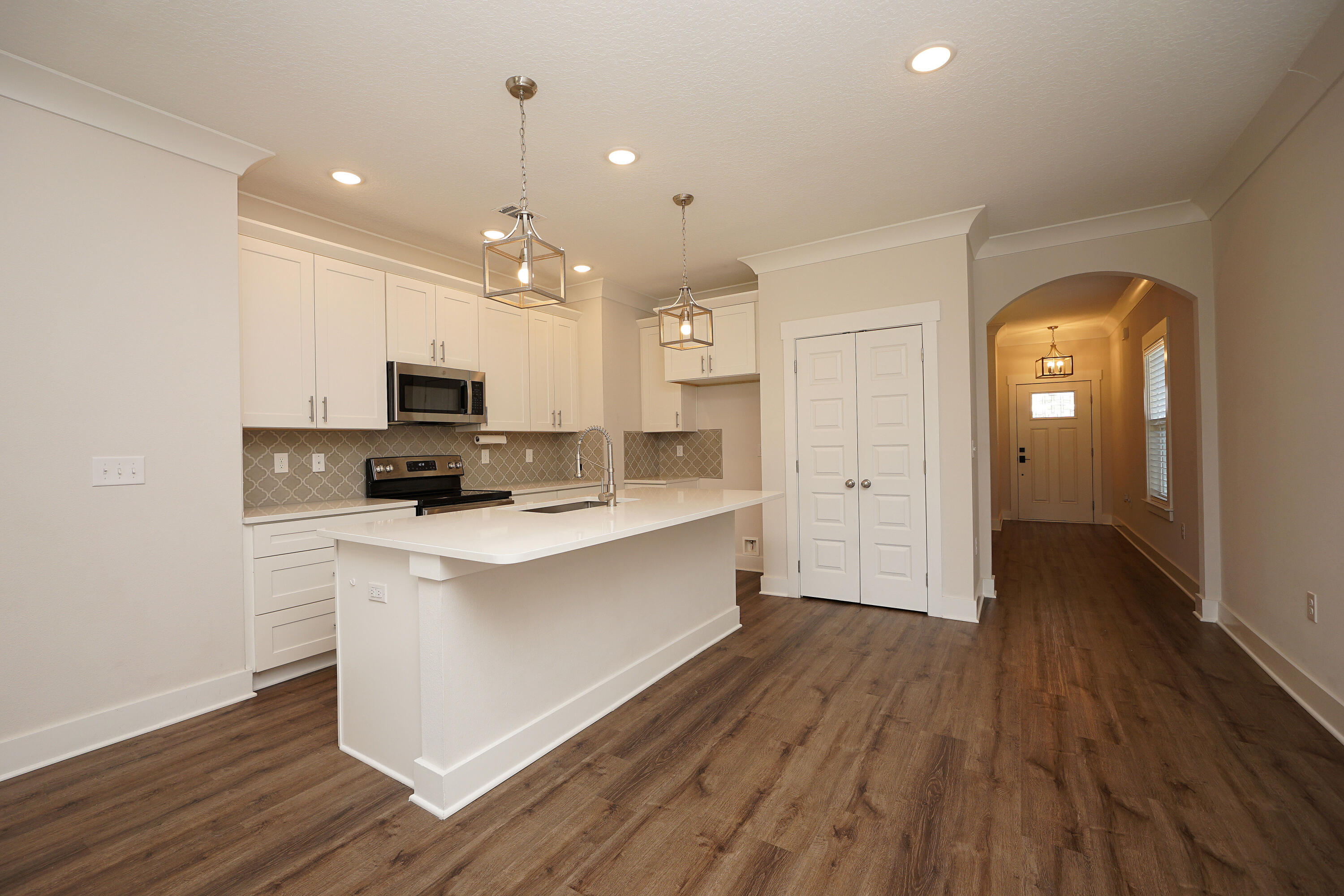 1504 27th Street Niceville, FL 32578 - Photo 11 of 43 1504_27thKitchen1