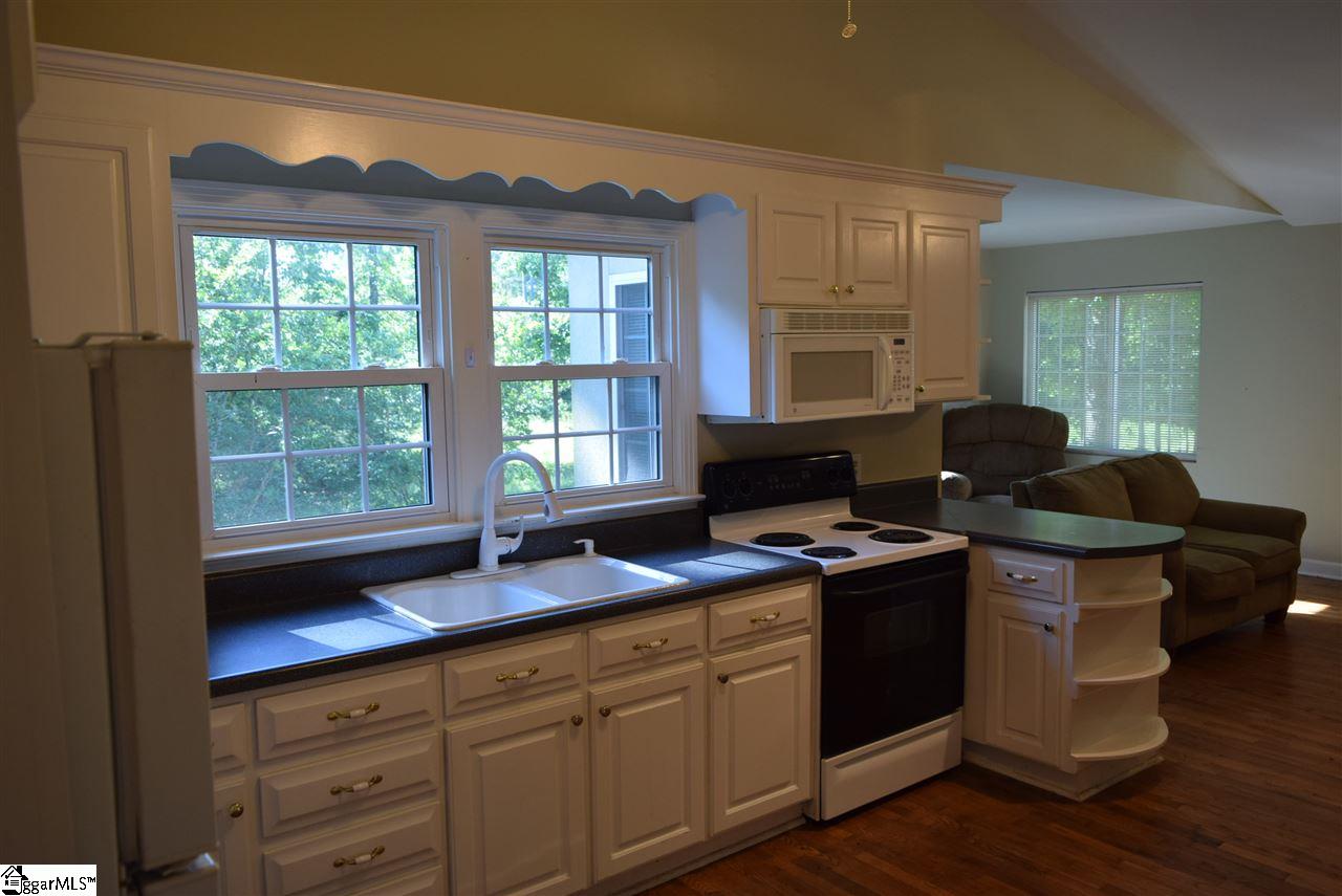 195 Ben Bonner Road Cowpens, SC 29330 - Photo 6 of 27