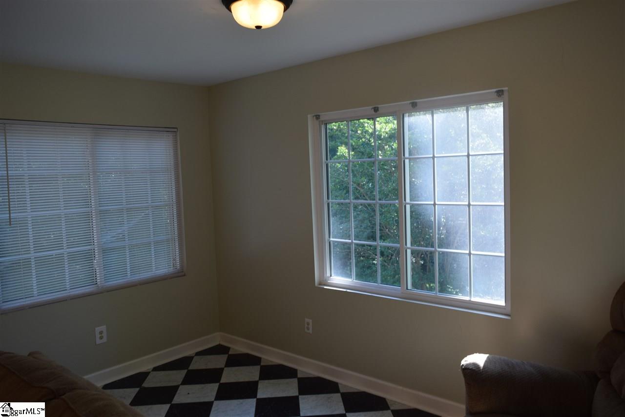 195 Ben Bonner Road Cowpens, SC 29330 - Photo 8 of 27