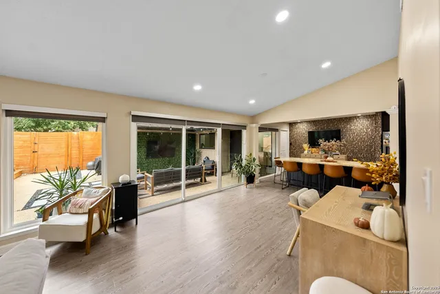 $2,900 | 11314 Whisper Willow Street, San Antonio, TX 78230