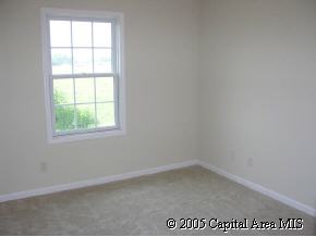 315 Huntington Road Chatham, IL 62629 - Photo 8 of 9 Gallery Image 8