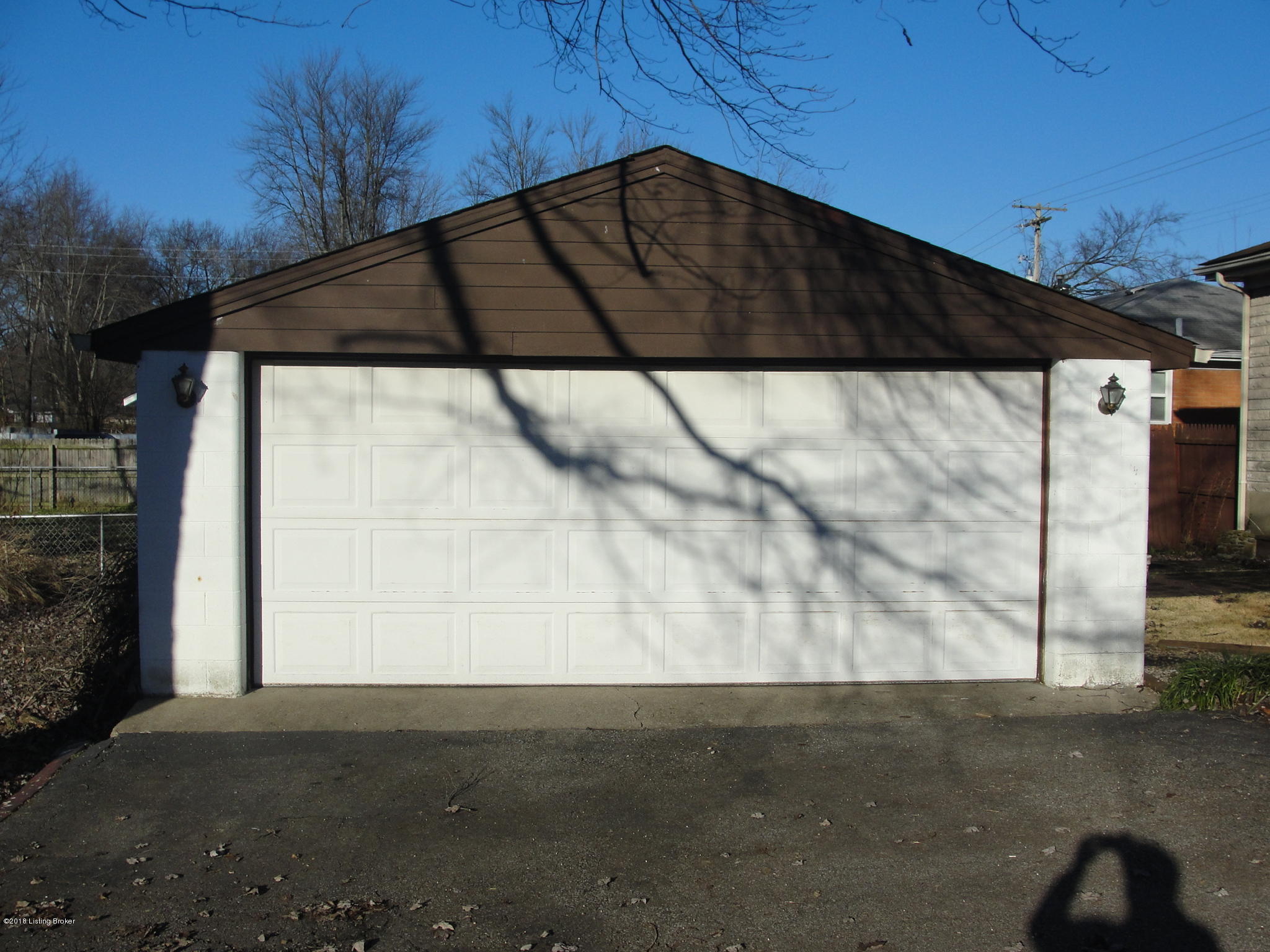 9804 Blue Lick Road Louisville, KY 40229 - Photo 5 of 27 2018-12-17 17.05.17