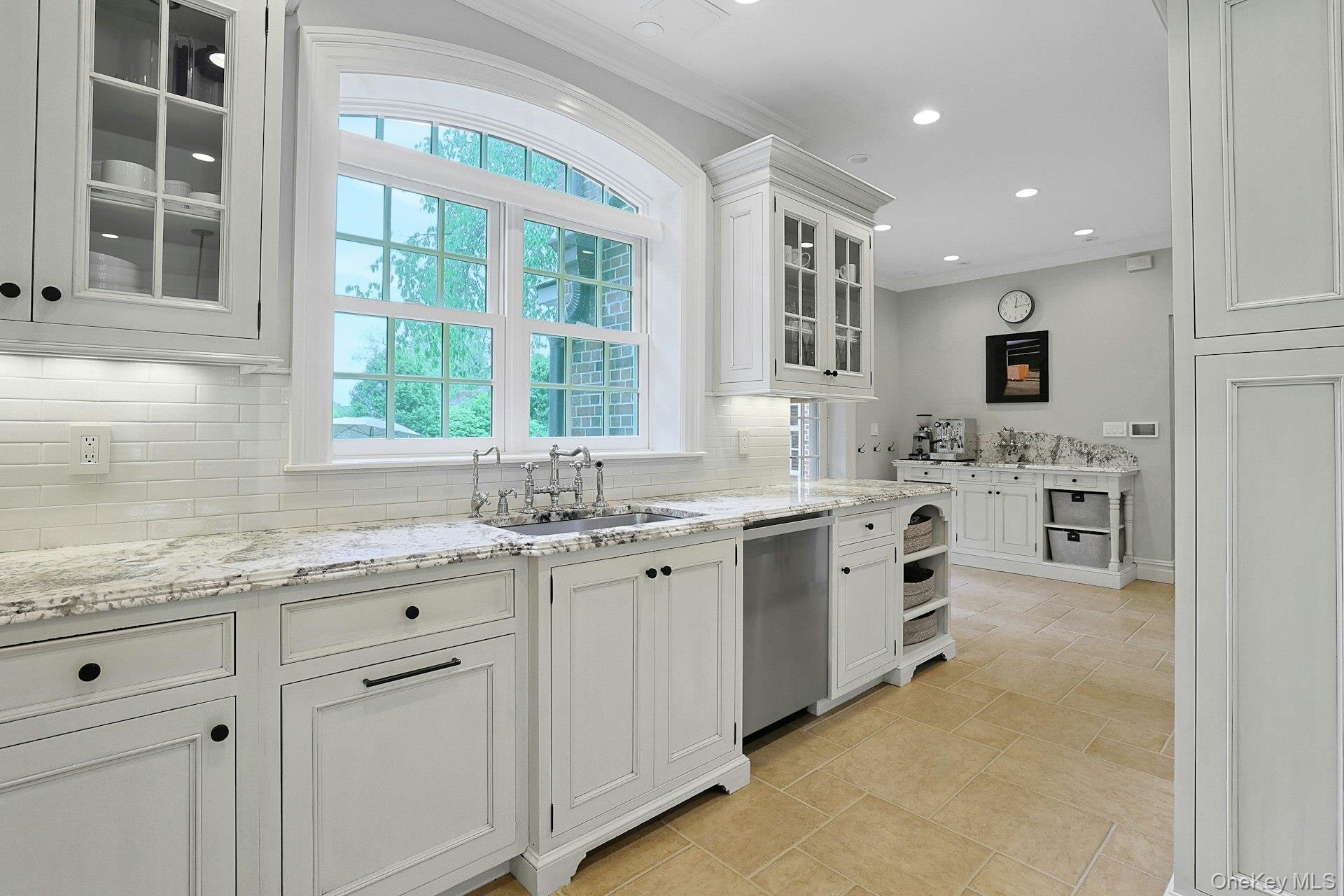 7 Forest Circle New Rochelle, NY 10804 - Photo 13 of 49