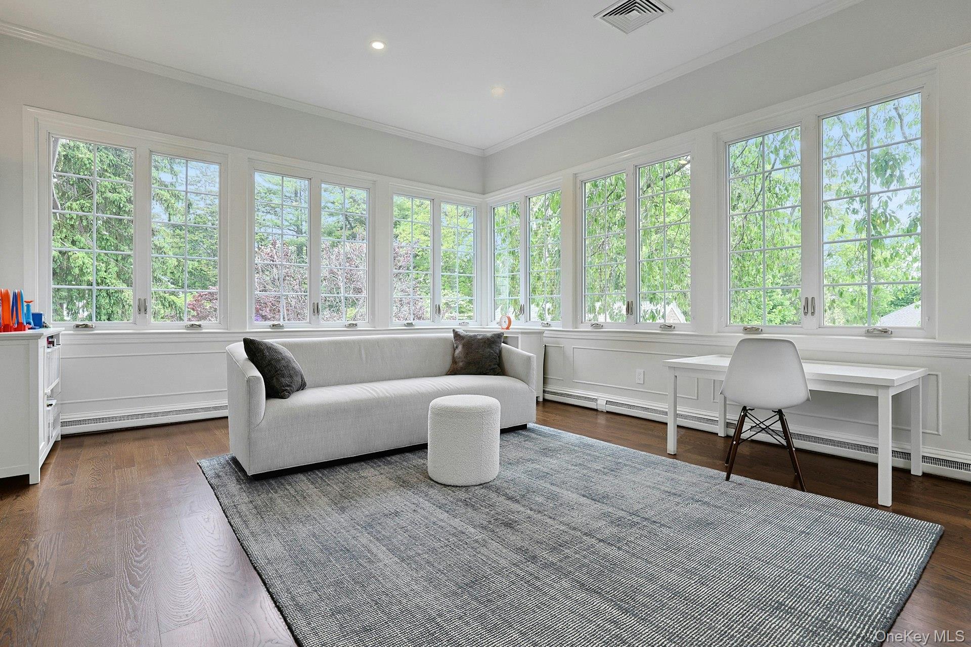 7 Forest Circle New Rochelle, NY 10804 - Photo 20 of 49