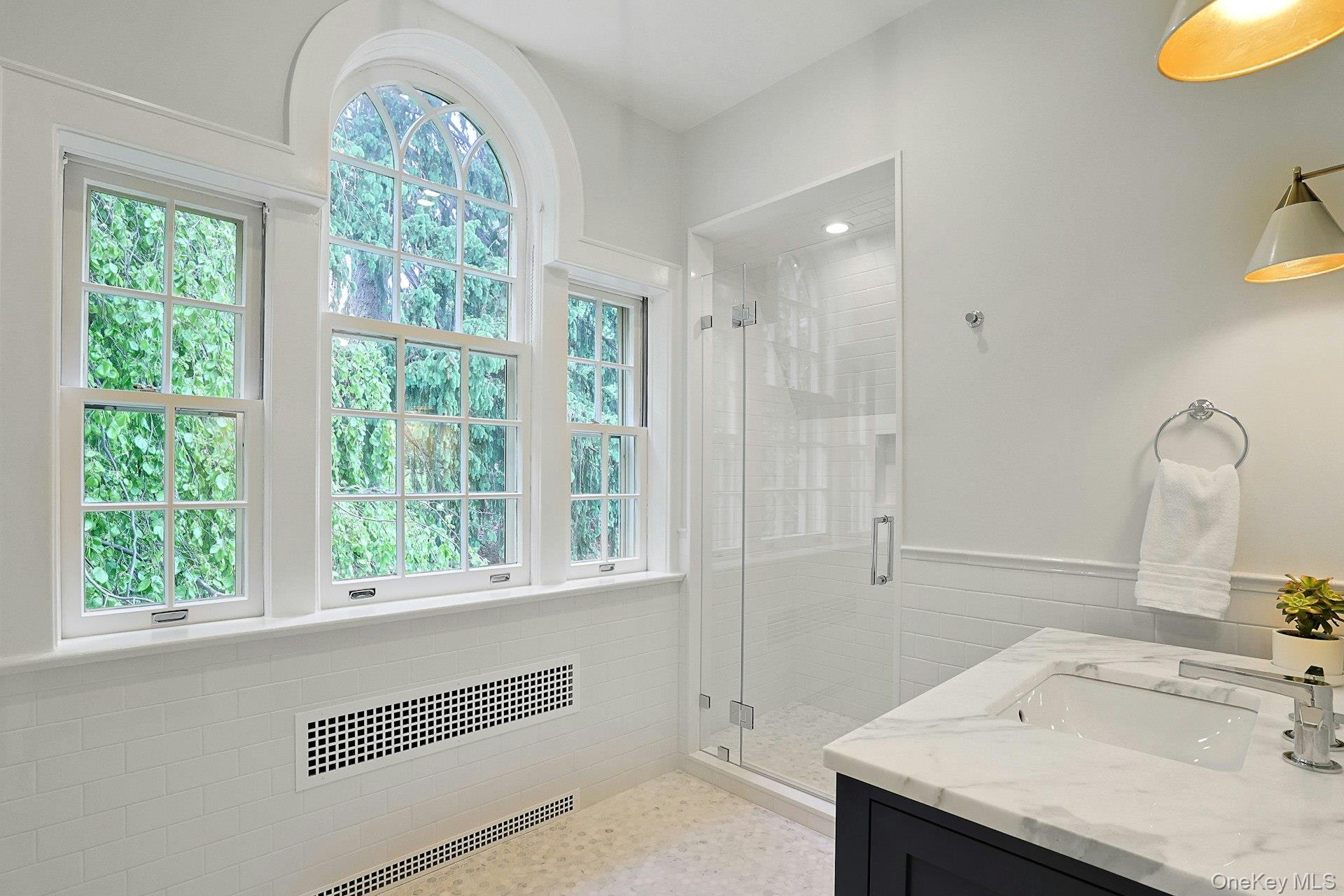 7 Forest Circle New Rochelle, NY 10804 - Photo 29 of 49
